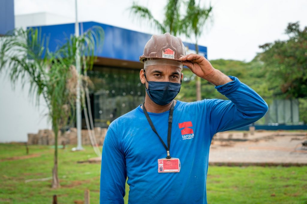 Obra do escritório da Fibra, financiada por Itaipu, garante carteira assinada para 60 trabalhadores 1 construcao fibra 5 1
