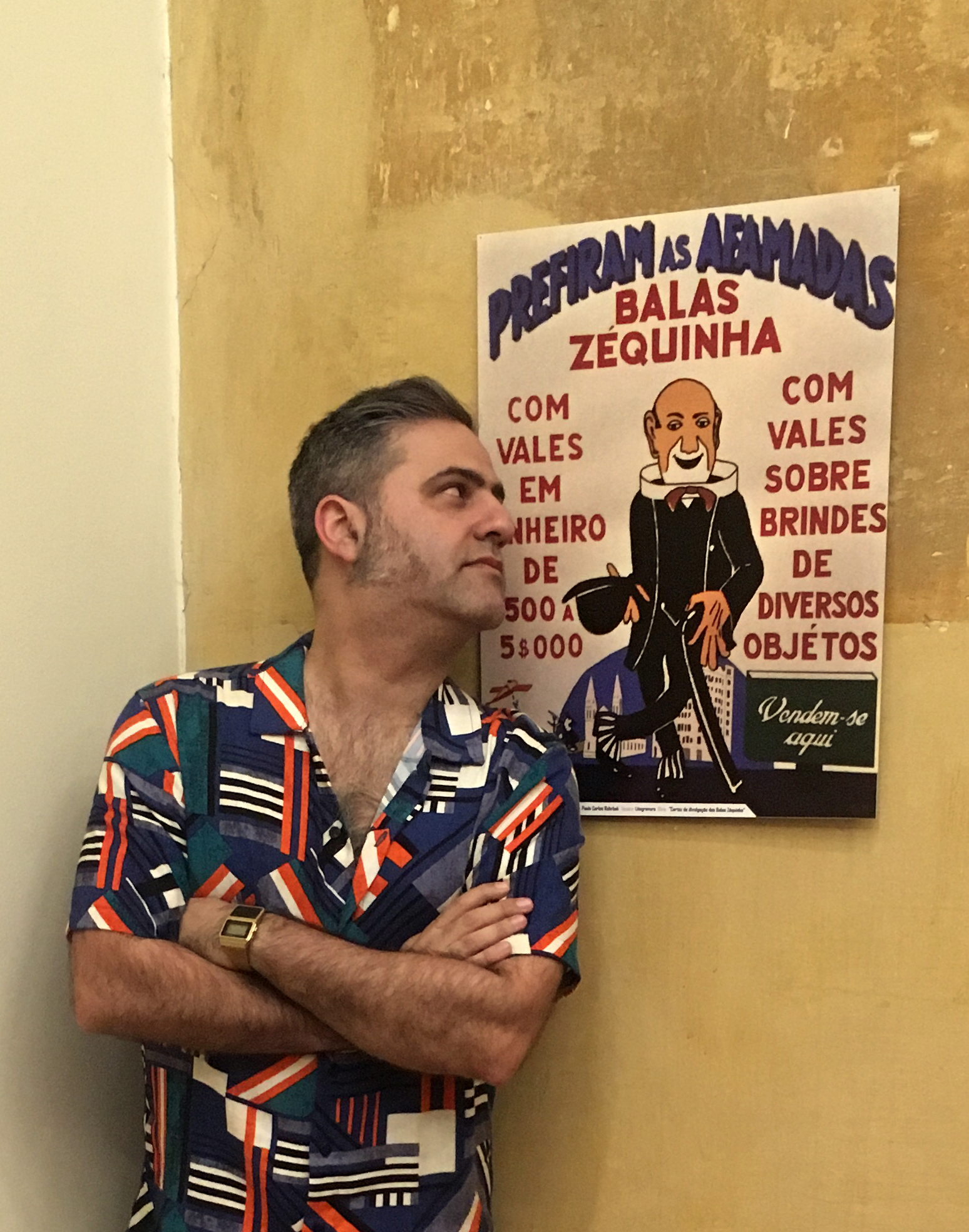 Fabiano Vianna e desenhista e escritor.