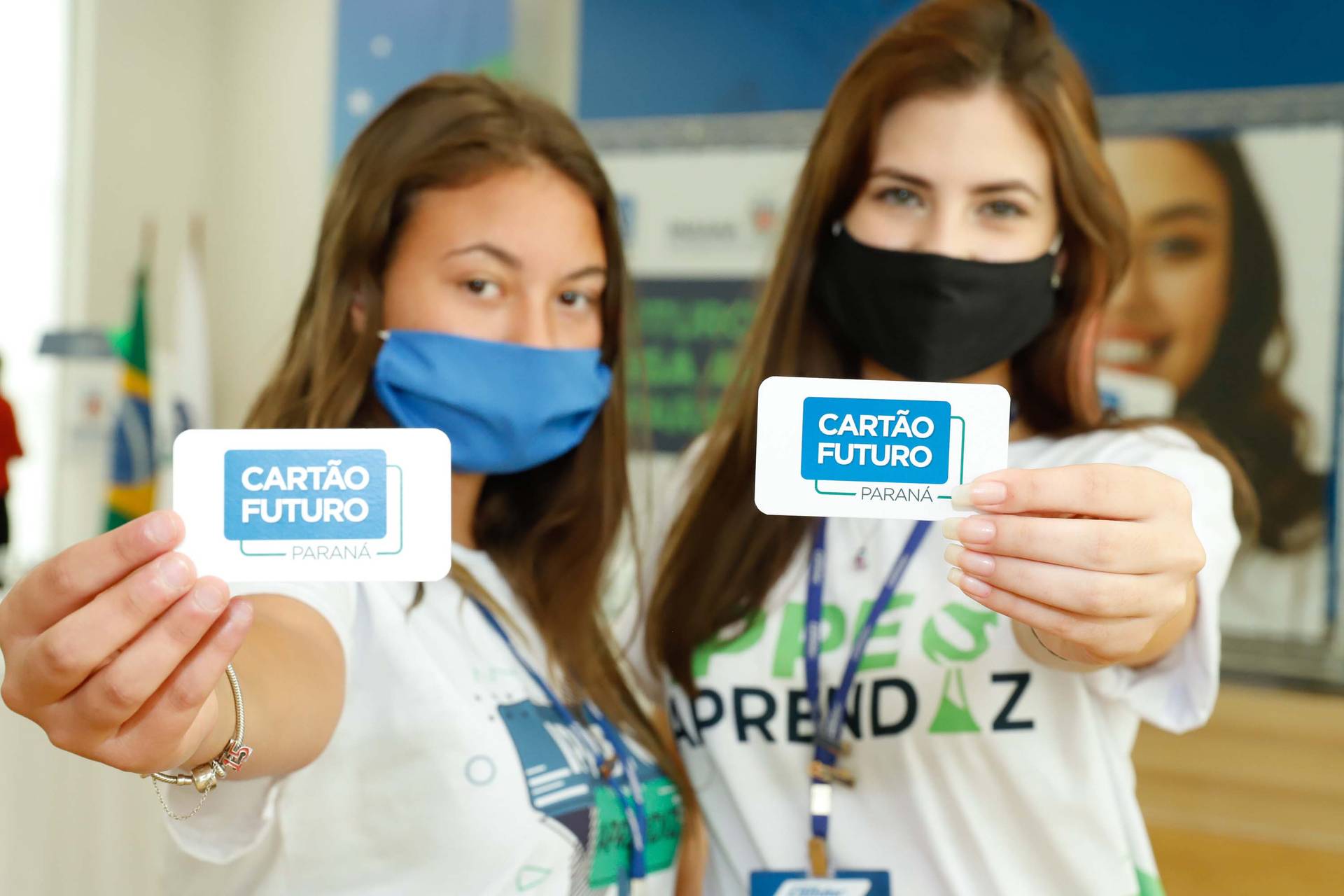 jovens no emprego