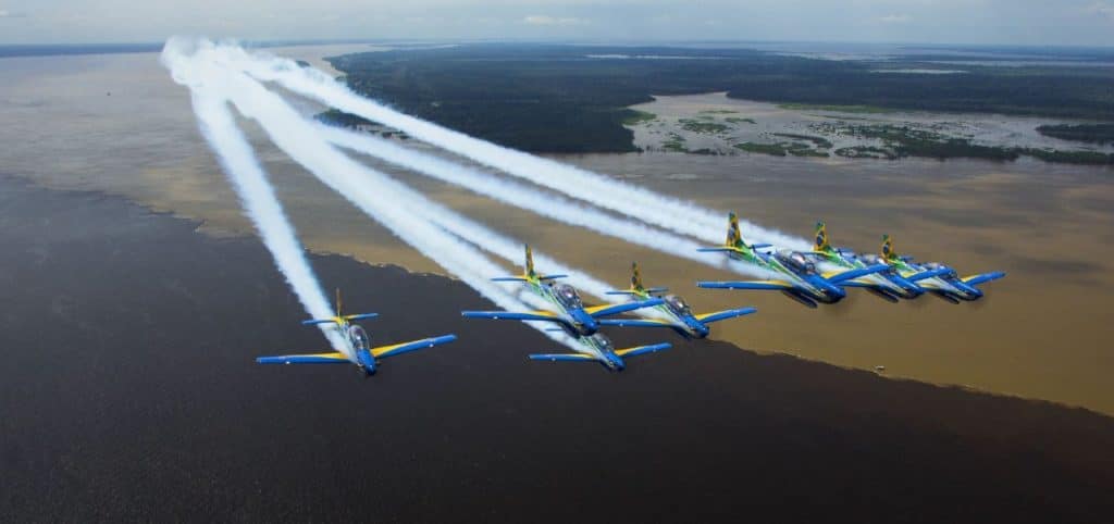 Aniversário da Itaipu terá Esquadrilha da Fumaça, homenagens e arte 2 esquadrilha da fumaca 3