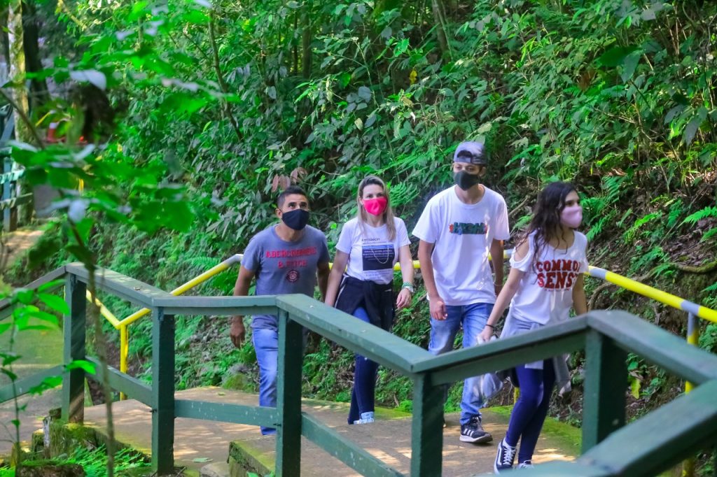 Parque Nacional do Iguaçu espera quatro mil visitantes até domingo, 6 1 cataratas 1