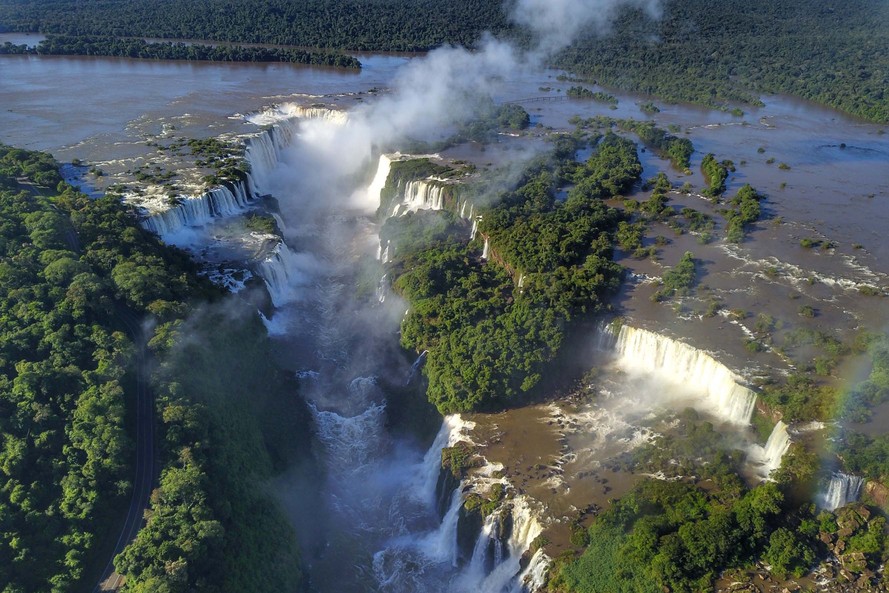 Foz do Iguaçu promove o Junho Verde, que envolve setor turístico nas ações de preservação ambiental 2 cataratas aen 1