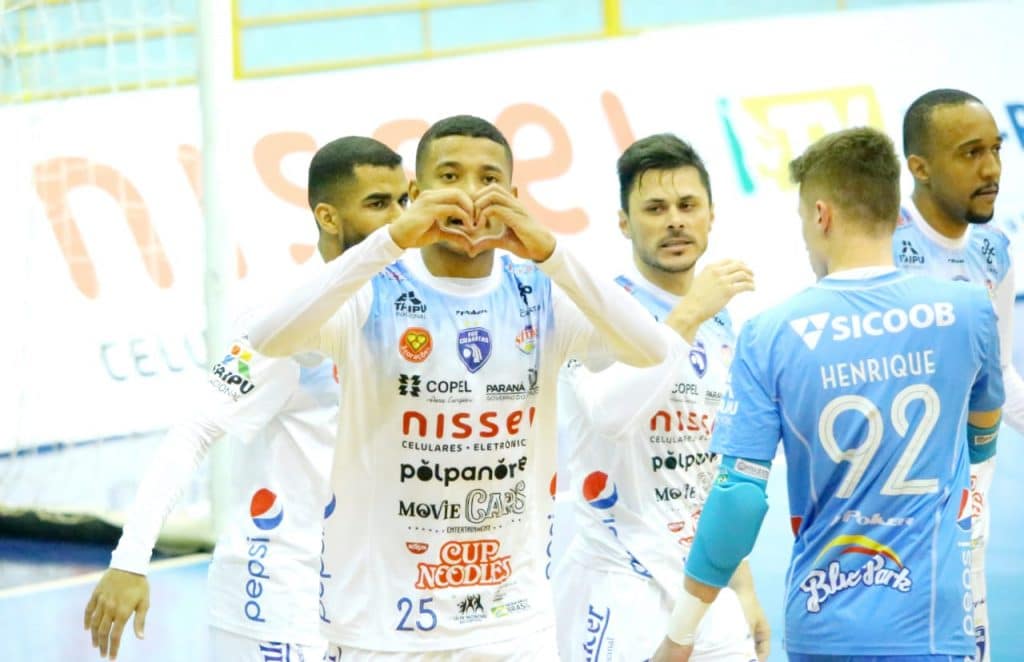 Foz Cataratas Poker Futsal goleia o Pato e assume a liderança do grupo C da Liga 1 cataratas futsal 2