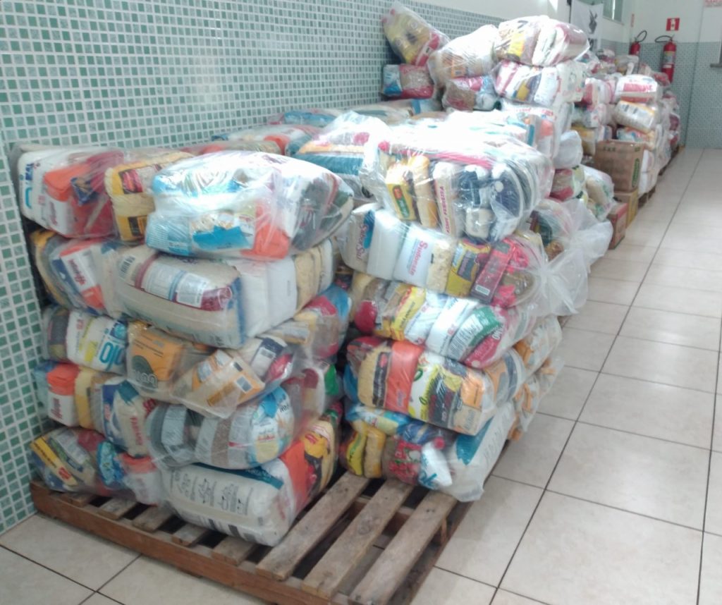 Cufa Foz recebe oito toneladas de alimentos para famílias em situação de vulnerabilidade 2 cufa 1