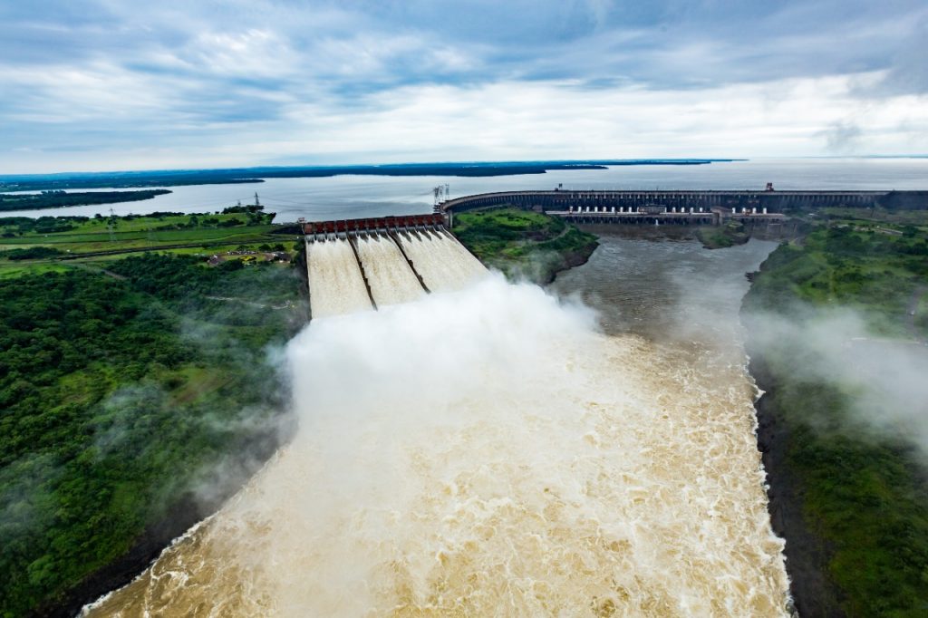 Itaipu atinge 2,8 bilhões de MWh nesta quinta-feira (8) 3 itaipu usina 1