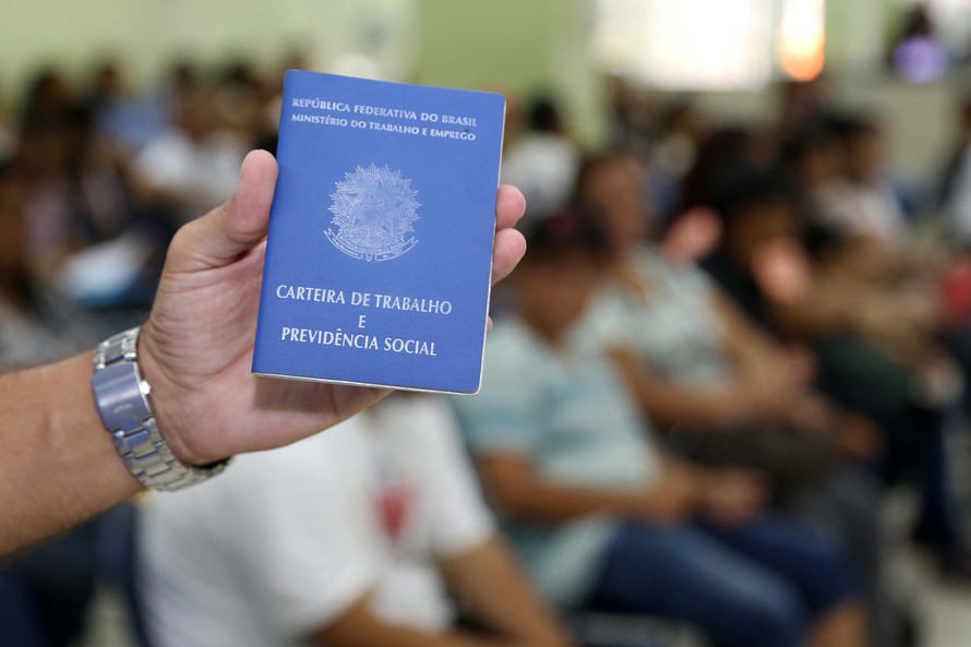 Agência do Trabalhador de Foz começa semana com 291 vagas em aberto