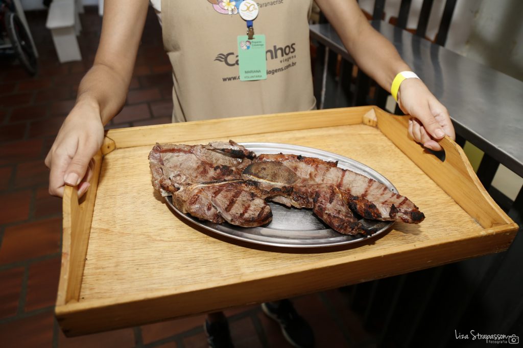 Tradicional Churrasco do Cotolengo do Paraná volta na modalidade retirada no balcão 3 Churrasco Cotolengo 5 Copia