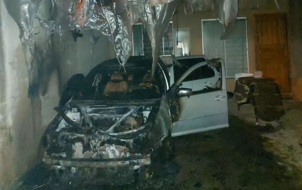 carro queimado