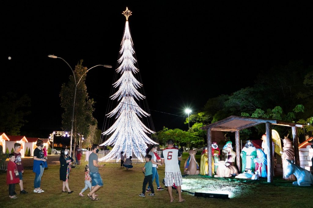 Natal de Águas e Luzes de Foz terá show de Padre Reginaldo Manzotti e autos natalinos em toda cidade 2 natal itaipu 2