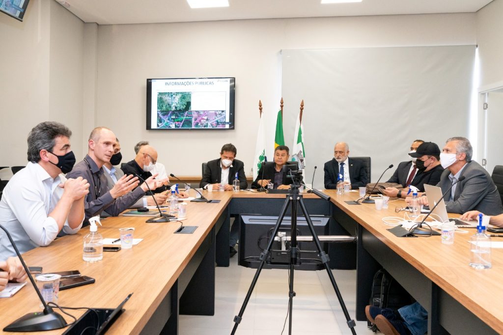 Itaipu, DNIT e DER-PR apresentam melhorias no projeto, novos valores e prazo para a obra da Perimetral Leste 1 perimetral leste reuniao1