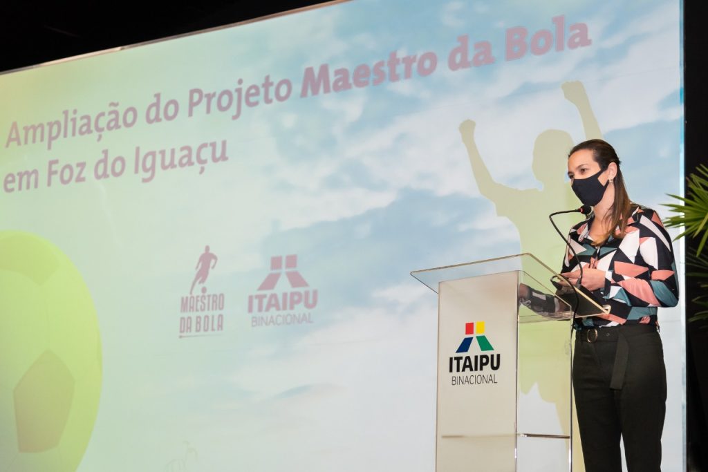 Projeto Maestro da Bola, patrocinado pela Itaipu, vai atender 300 crianças em vulnerabilidade social 2 itiapu projeto