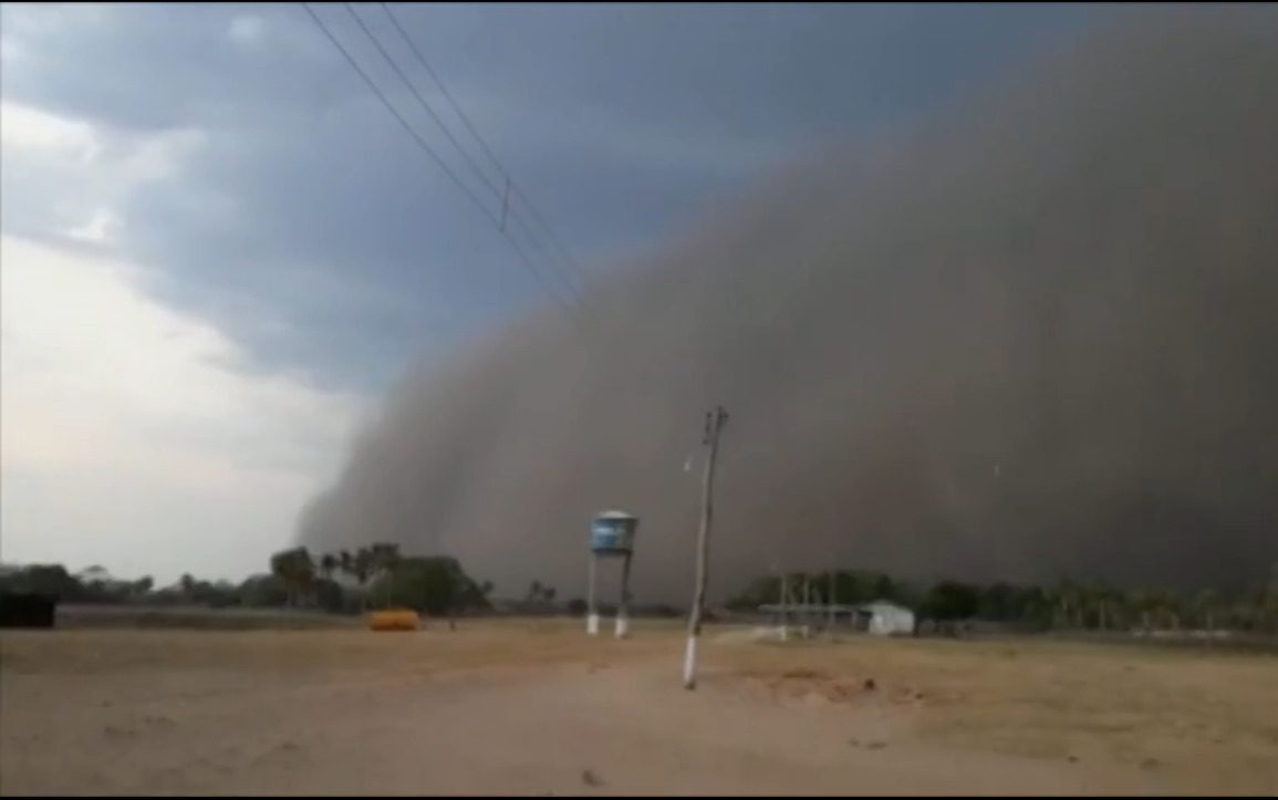 tempestade de poeira e1634432353964