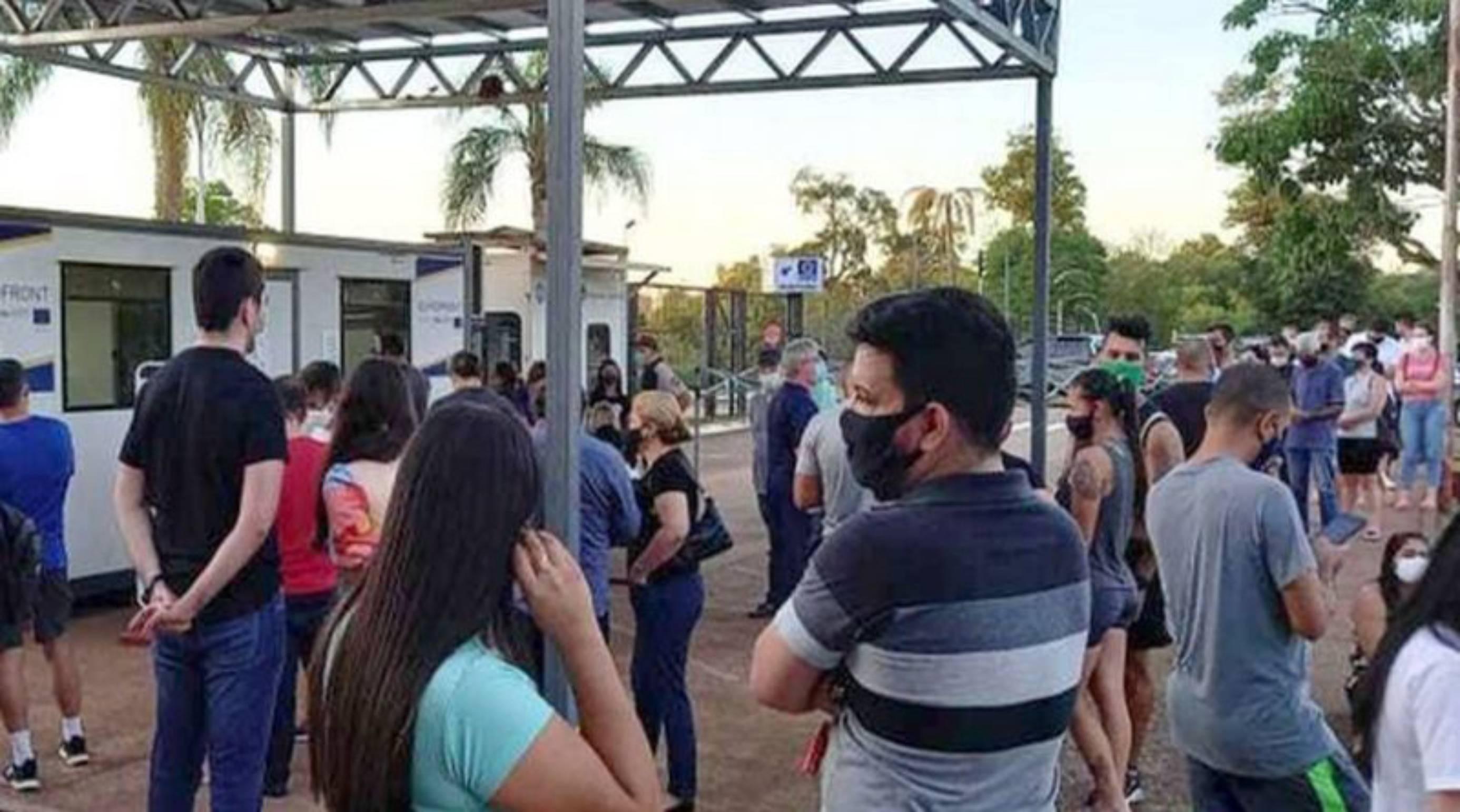 argentina reabre