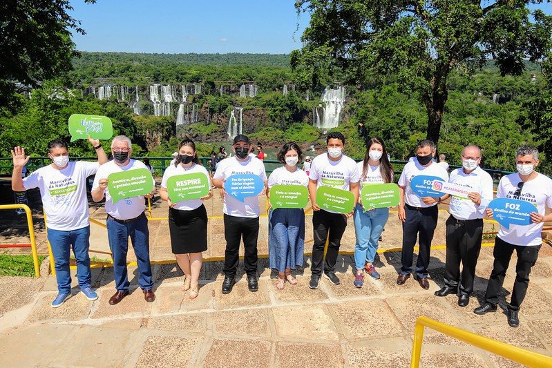 Turistas e iguaçuenses comemoram os 10 anos do #CataratasDay 3 catartas dayy3 1