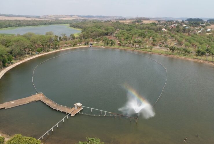 Praias do Paraná têm 17 pontos impróprios para banho, segundo boletim do IAT