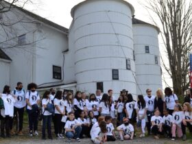 Criancas e adolescentes de Connecticut levadas pelo The Silo para Concerto de Gala da New York Pop Orkestra fundada por Skitch Hederson no Carnegie Hall Foto Edilma DDuarte