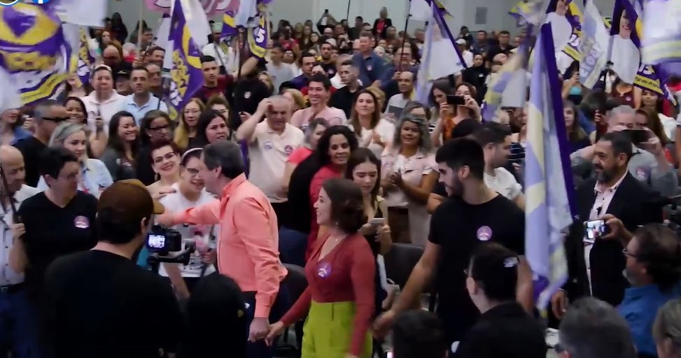 Lançamento da candidatura de Rosa Maria reúne mais de mil pessoas em Foz do Iguaçu 2 Rosa maria 4323 1