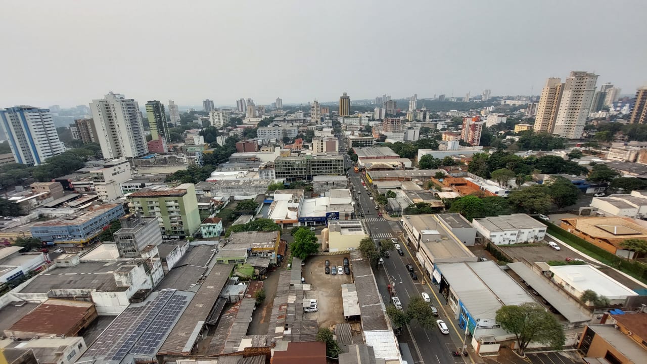 Qual a melhor época do ano para os turistas visitarem Foz do Iguaçu?