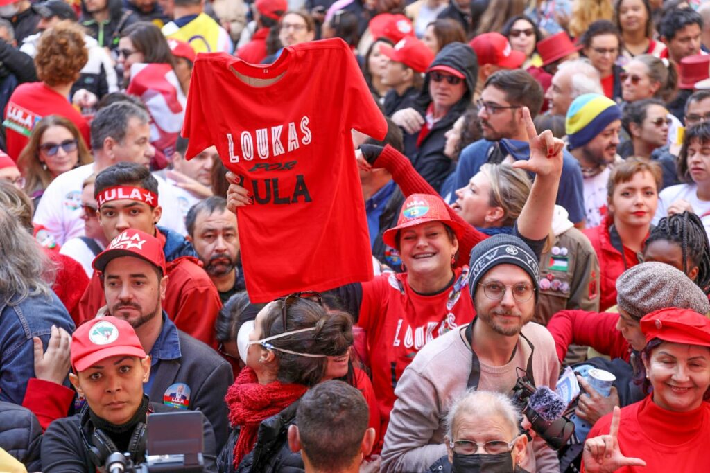 Lula e Requião lotam Boca Maldita de Curitiba. Veja álbum de fotos! 3 lula requiao curitiba eduardo matysiak4