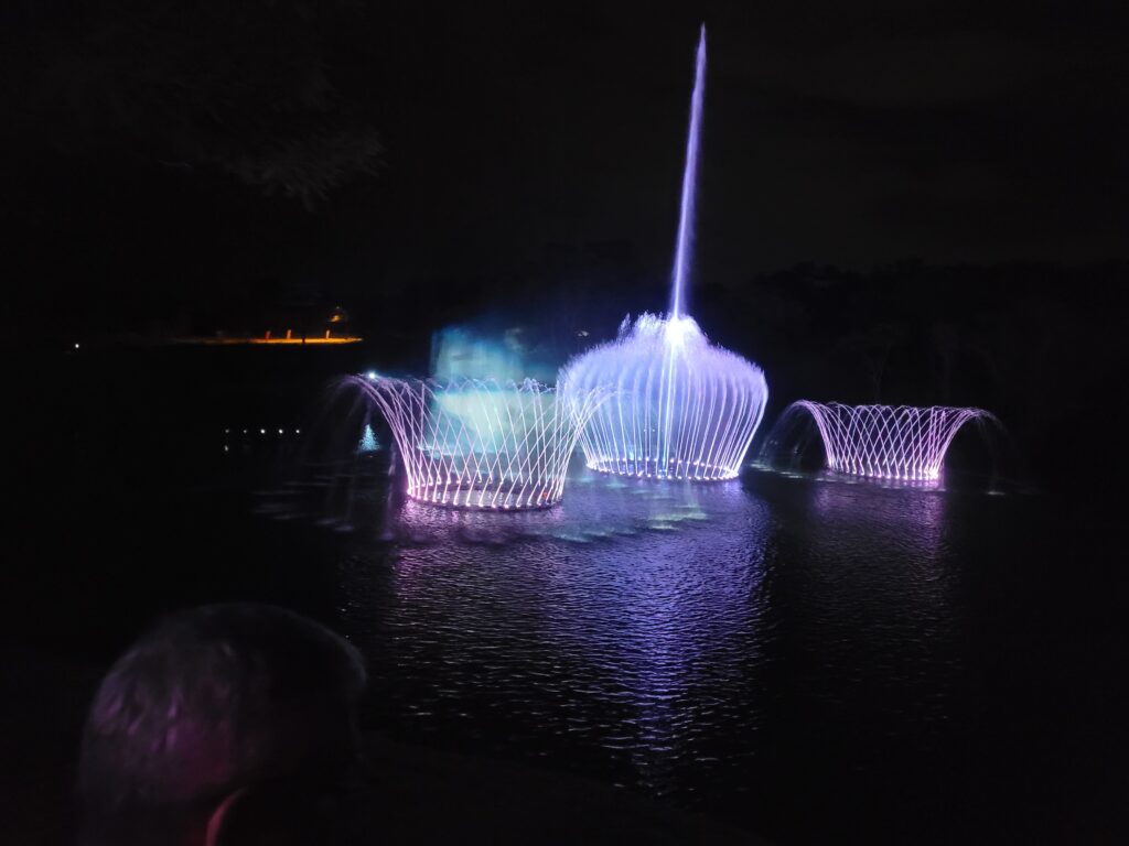 Álbum mostra imagens que encantaram no lançamento do Wonder Water Show de Foz 9 20221202 212003