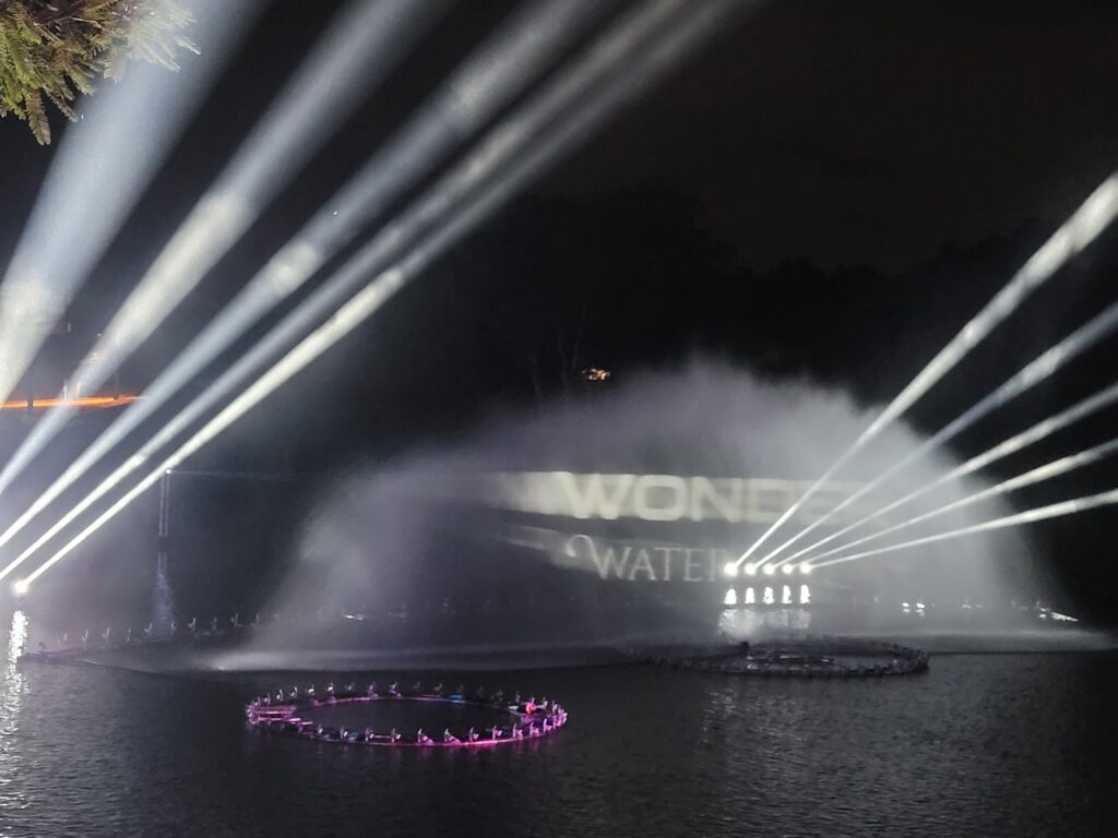 Álbum mostra imagens que encantaram no lançamento do Wonder Water Show de Foz 3 20221202 212306