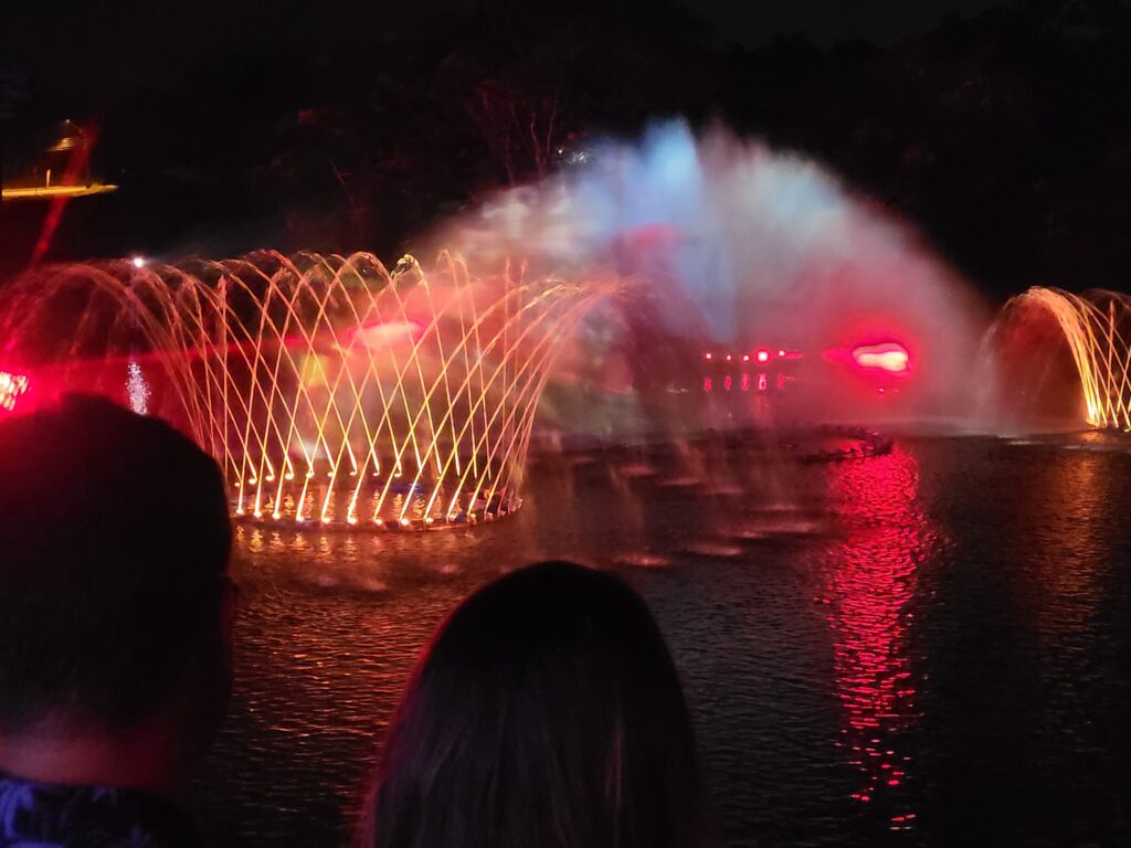 Álbum mostra imagens que encantaram no lançamento do Wonder Water Show de Foz 2 20221202 212641