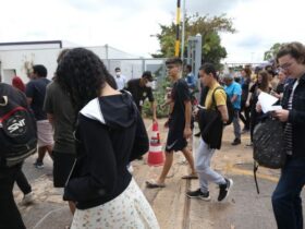 Educadores de Foz aprovam greve contra a privatização de escolas estaduais