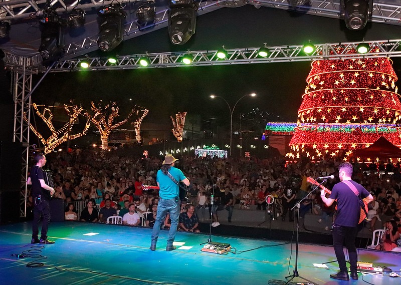 Natal Águas e Luzes: Programação segue nesta semana, na Praça da Paz 2 natal 420 52