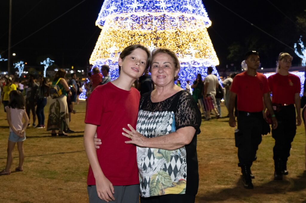 Vila Encantada de Natal celebra família e amizade no Gramadão da Vila A, em Foz do Iguaçu 3 natal foz 3