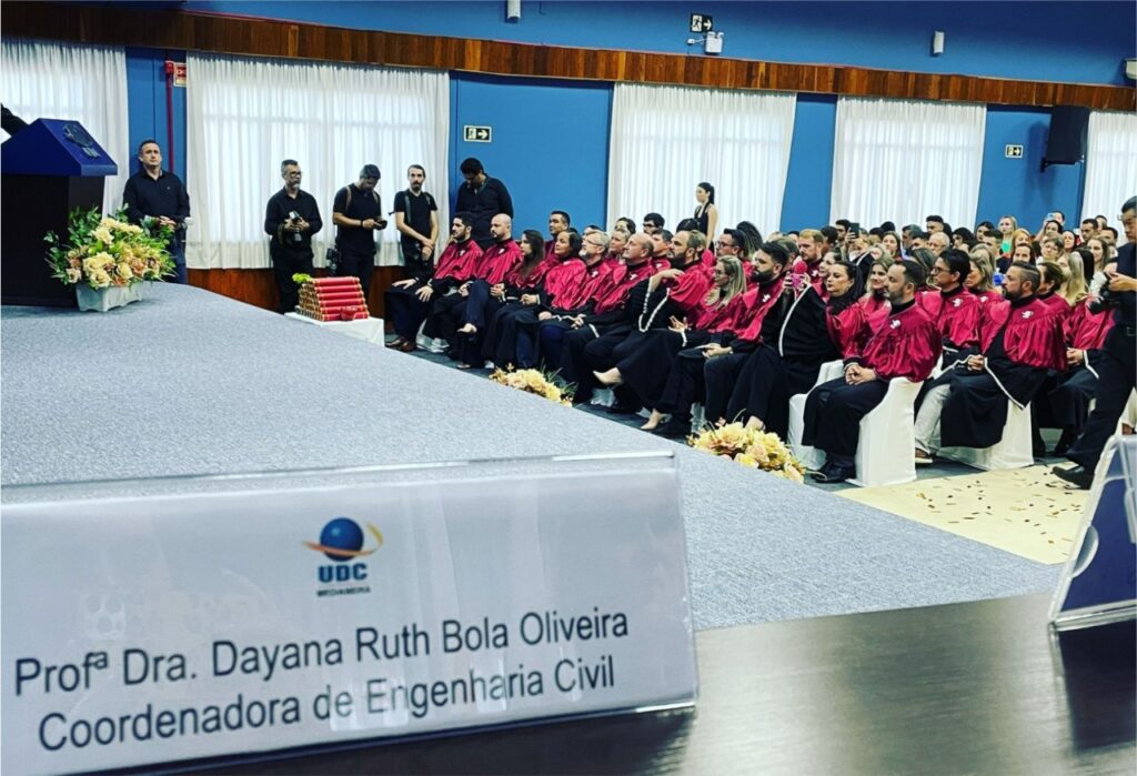 Educação: Corpo docente da UDC Foz e Medianeira conta com mais uma doutora 3 udc foz medianeria 1
