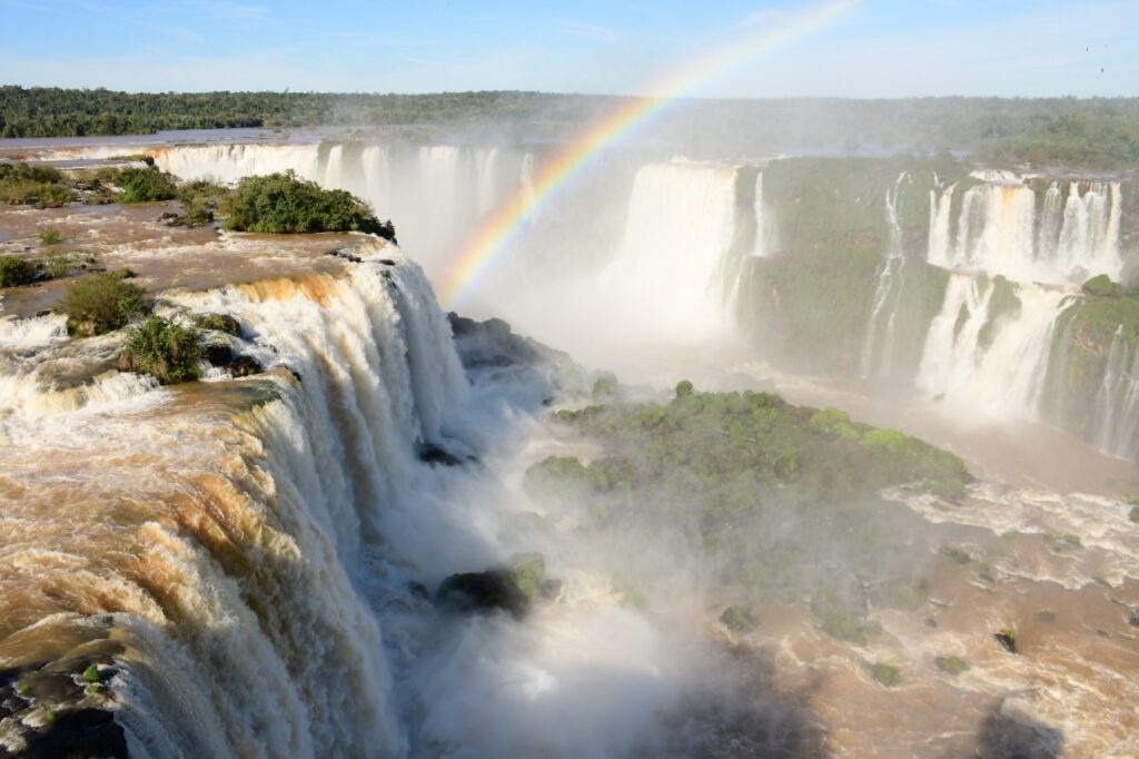 Parque Nacional do Iguaçu recebeu 1.434.308 visitantes de 148 países no ano de 2022 1 atarts 53