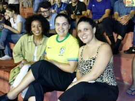 mulheres pagam meia