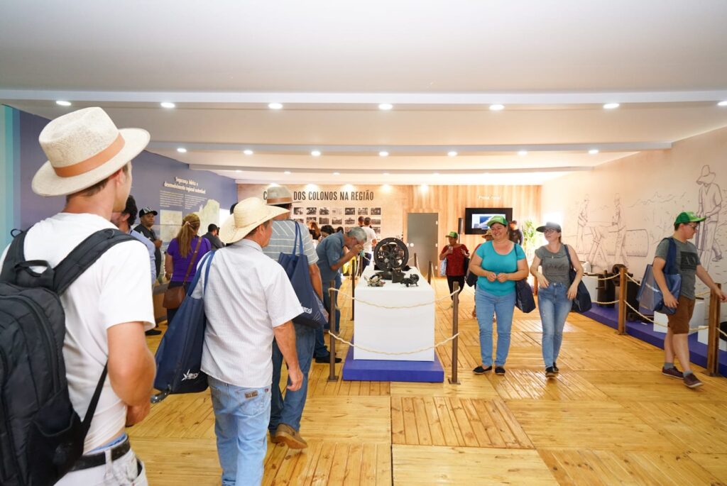História e agricultura sustentável são destaques da participação da Itaipu no Show Rural, em Cascavel 2 IMG 20230207 WA0001