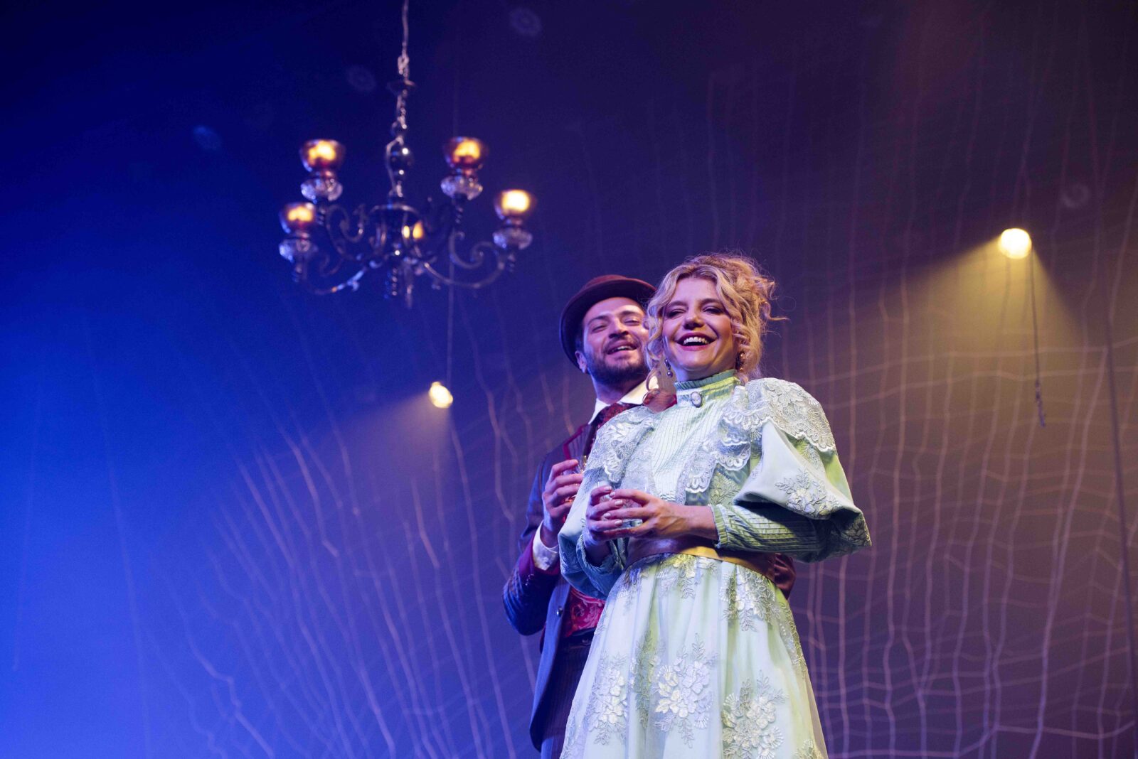 Ultimo trabalho dirigido por Jo Soares no teatro Gaslight – Uma Relacao Toxica e um dos maiores sucessos da historia da Broadway Cred. Priscila Prade