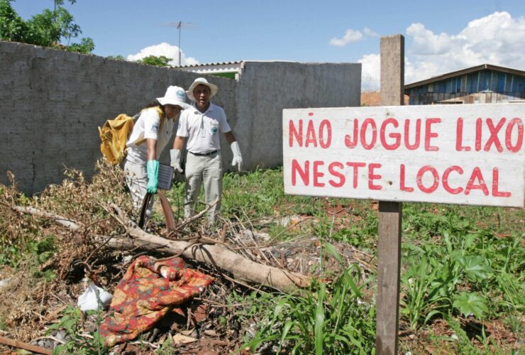 lixo na rua