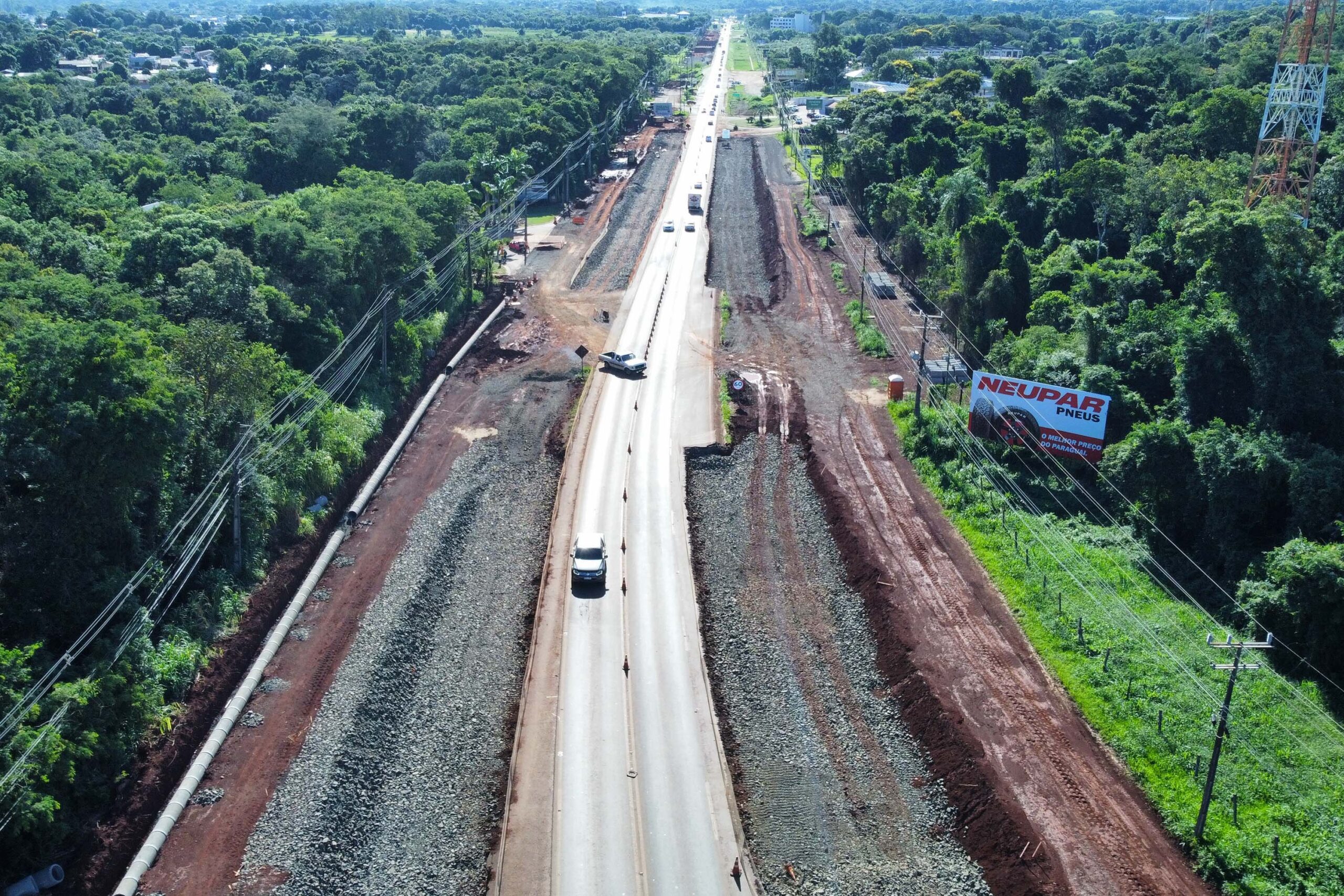 Com atrasos e transtornos, duplicação na Rodovia das Cataratas chega a 30%