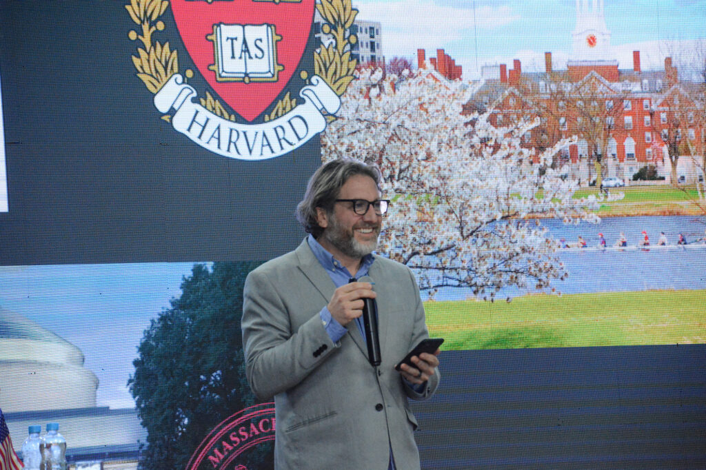 Semana de integração com Harvard no Grupo UDC 2 SAM