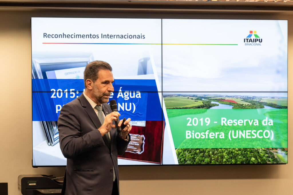Itaipu presta informações sobre negociações do Tratado na Câmara dos Deputados 4 agf 1