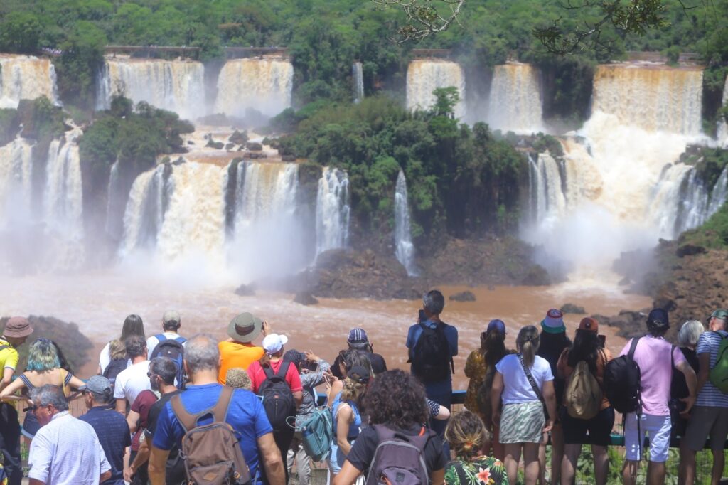 PTI vai desenvolver métrica para turismo de Foz do Iguaçu 2 cataratas sda2