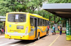 Trabalhadores do transporte coletivo de Foz farão nova assembleia nesta quarta, 22