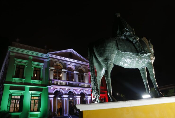 140 anos234