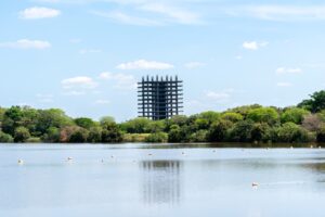 Obras do campus da Unila projetado por Niemeyer serão retomadas