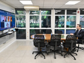 1eb3cf39 7949 4e2c bcf6 78d452d42a54