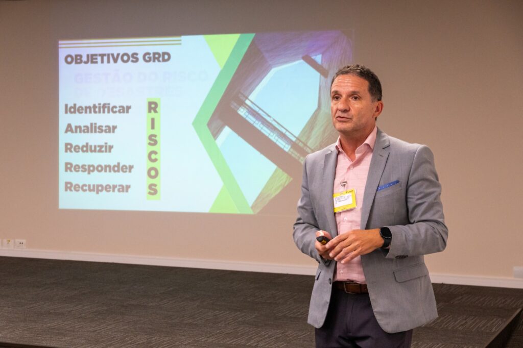 Empregados da Itaipu participam de palestra sobre Atuação em Grandes Tragédias 2 69b4a568 2ed8 4723 a9da 8f592bde6f05