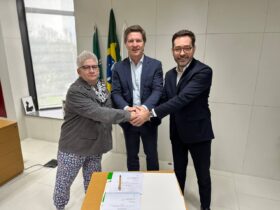 2126a141 aff9 402f 97dd 99d0ff95ae7a