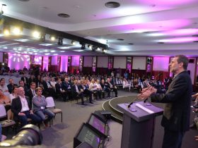 e74a7cad d998 40a3 8c9e 9ecb21520373