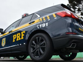 PRF aprendeu na região de Foz em 2023, mais de 25,5 toneladas de drogas e 73 armas