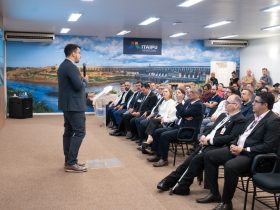 fe6454cb 1723 400c aca7 b1fa725181a2