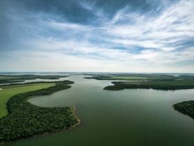 lago de itaipu