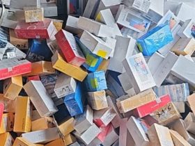 PRF apreende 300 celulares escondidos em fundo falso de ônibus de turismo em Céu Azul (PR)